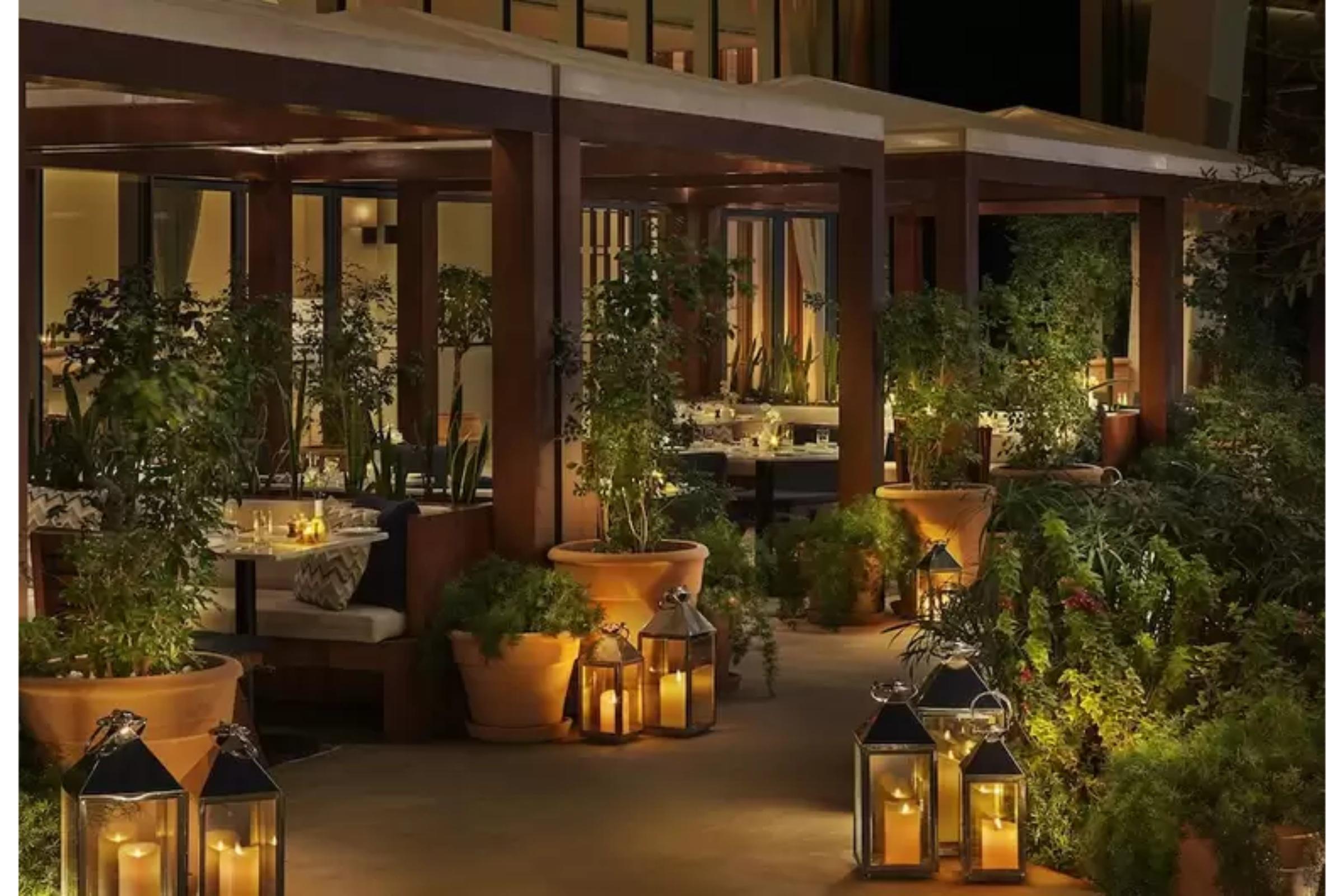 ดิ อาบูดาบี เอดิชั่น Hotel ภายนอก รูปภาพ The Terrace at the Four Seasons Hotel