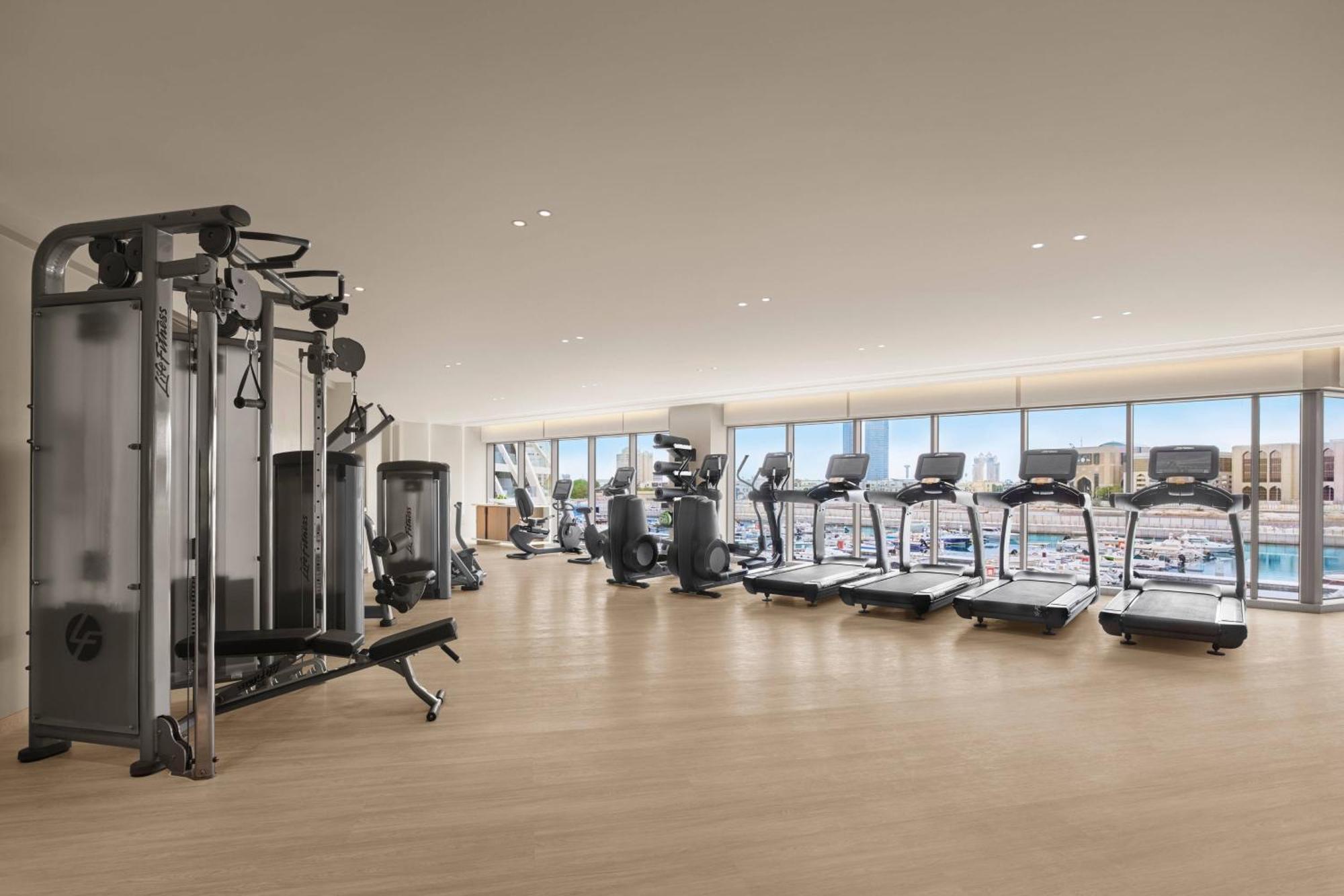 ดิ อาบูดาบี เอดิชั่น Hotel ภายนอก รูปภาพ The gym at The Ivy