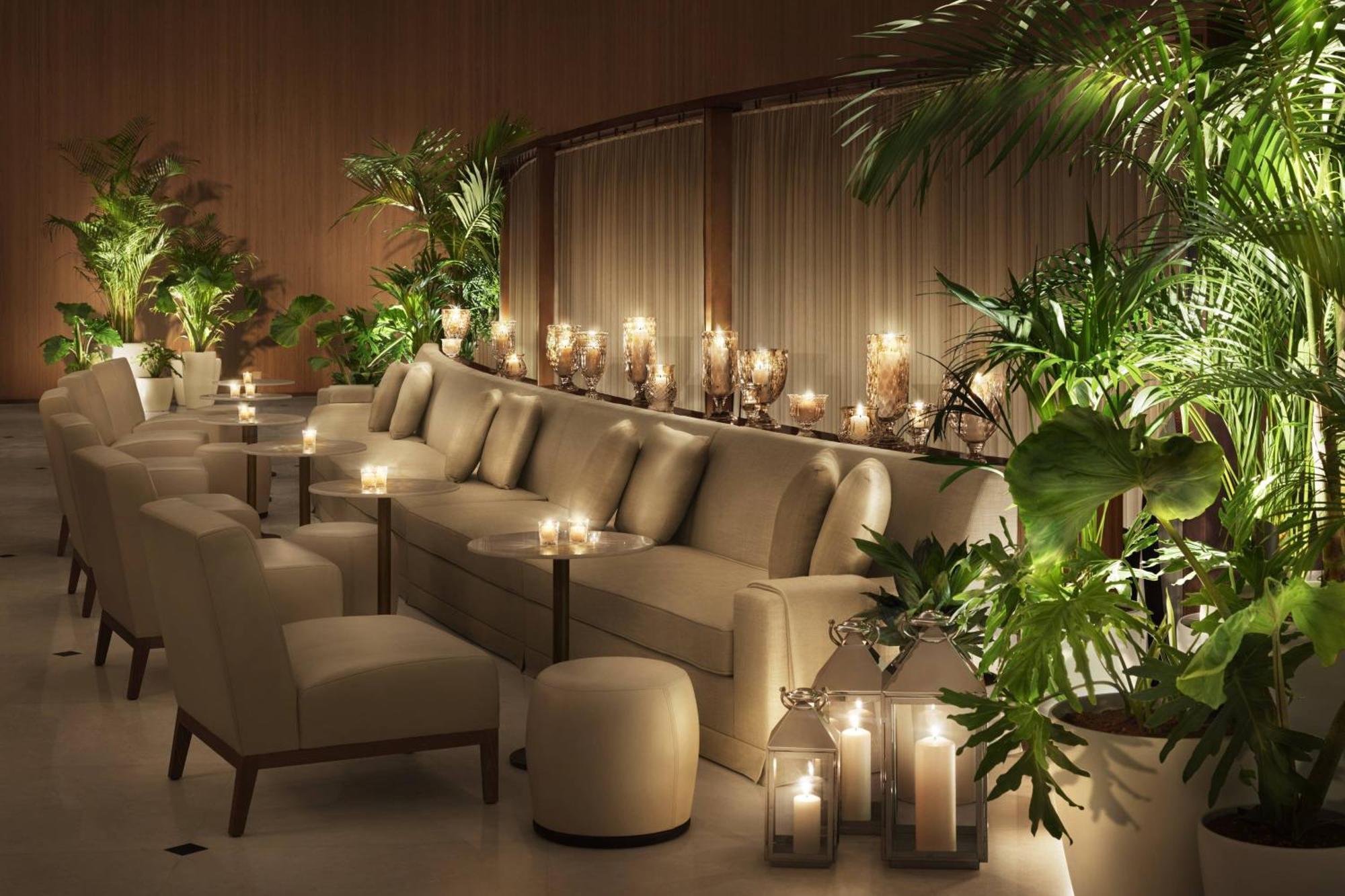 ดิ อาบูดาบี เอดิชั่น Hotel ภายนอก รูปภาพ The interior of the lounge
